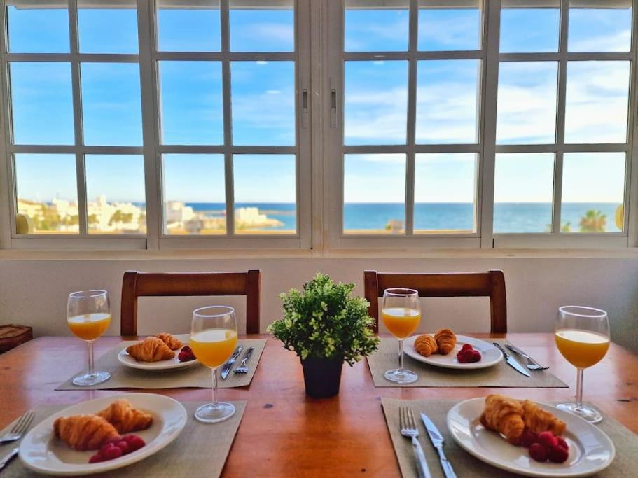 Encantador Duplex Para 6 A 1 Minuto De La Playa Бенальмадена Экстерьер фото