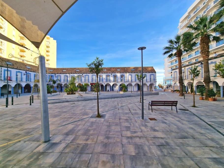 Encantador Duplex Para 6 A 1 Minuto De La Playa Бенальмадена Экстерьер фото